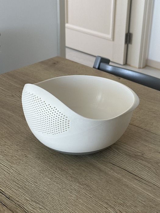 Продам дуршлаг JosephJoseph