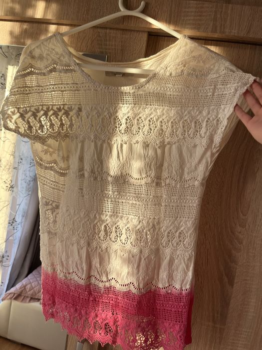 Top alb din dantelă Zara