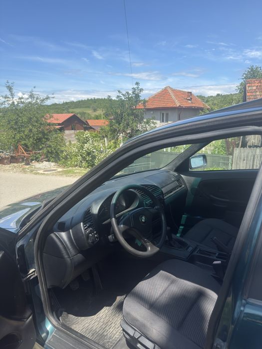 Bmw e36 1.8i sedan