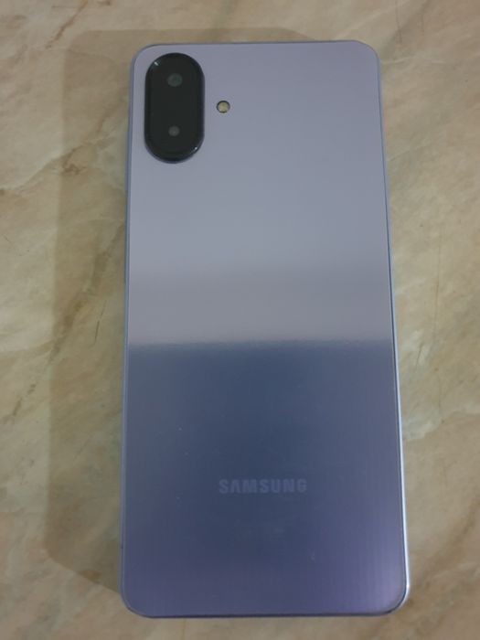 Продам SAMSUNG A07.