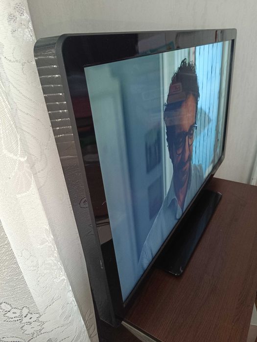 Телевизор philips 37 инча