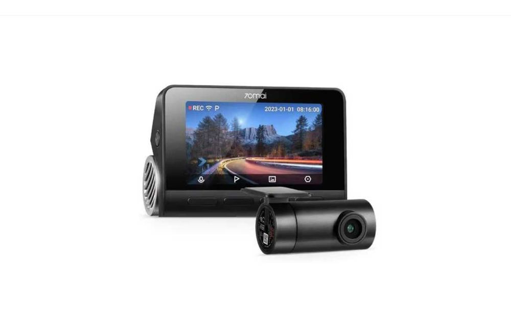 Camera auto 70mai 4K A810 si camera spate 70mai RC12