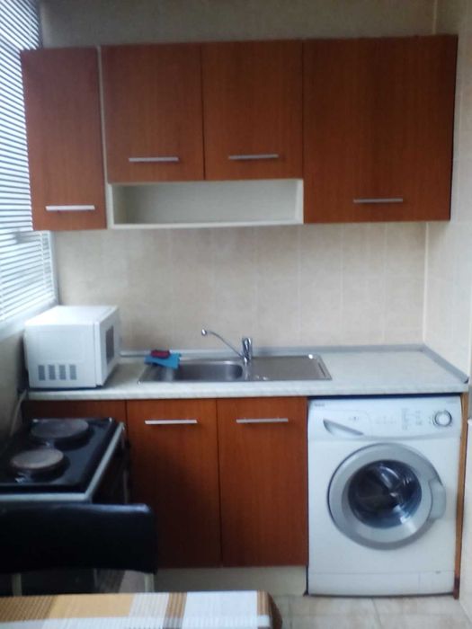 Дава се под наем Двустаен апартамент в Велико Търново, Център - 58 кв.м за 280.5 € - Снимка #1