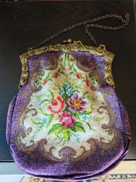 Чанти  по 15 лв/бр