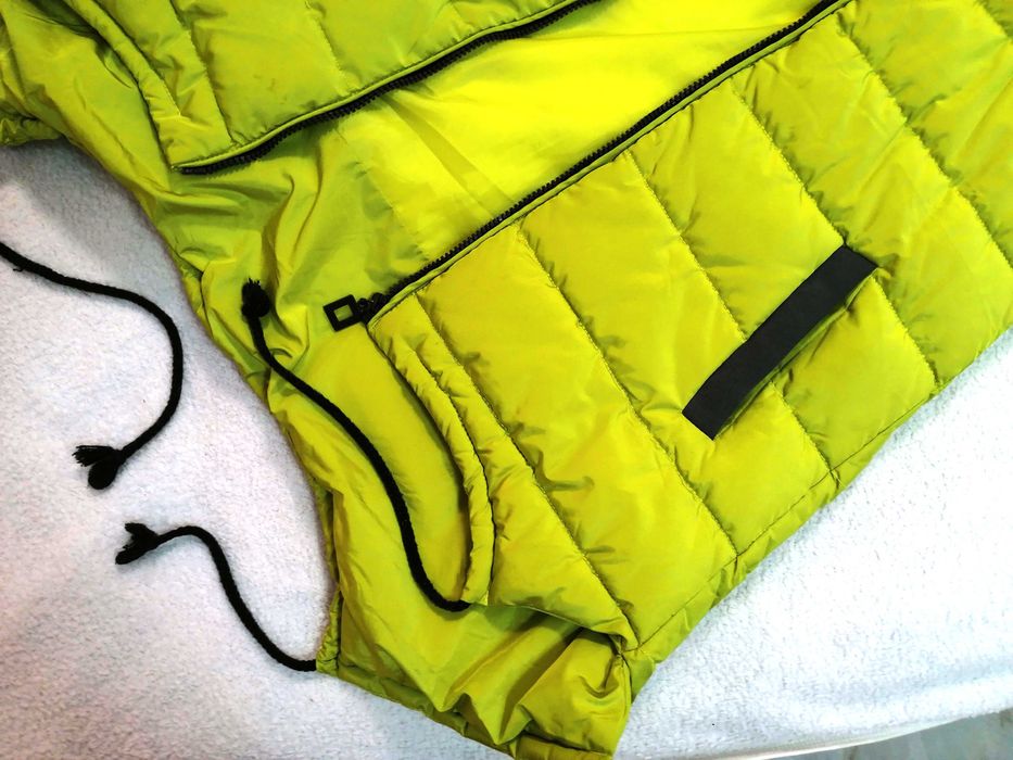 Като нов , Зимен елек, неонов цвят размер М/Л   размер M/L