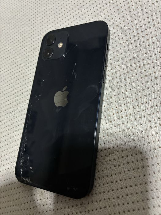 iPhone 12 64gb. .