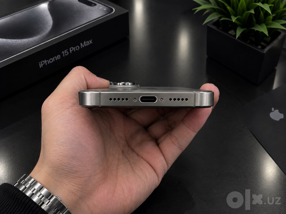 iPhone 15 Pro Max