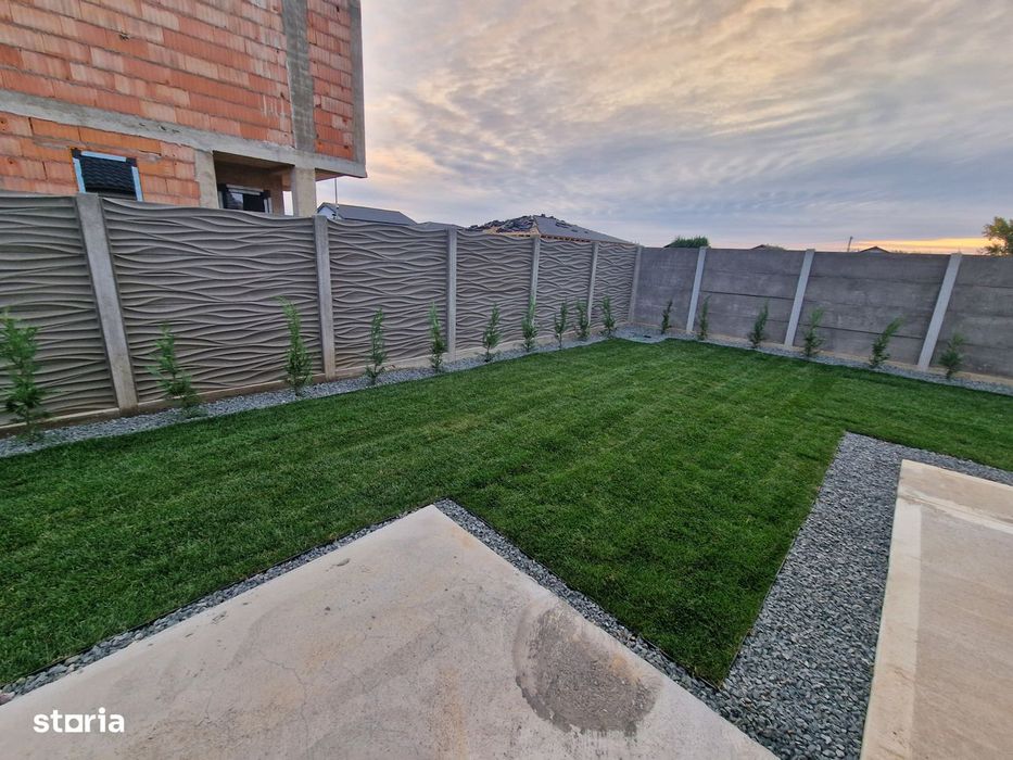 Duplex de vanzare cu 3 camere, zona Bucovat