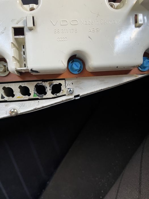 Панель приборов на ауди С4