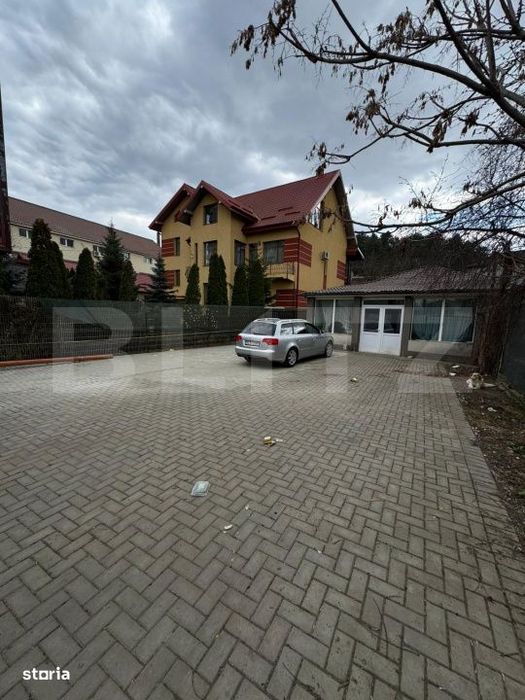 Spatiu comercial, 100 mp cladire, 200 mp curte/parcare, zona Frumoasa