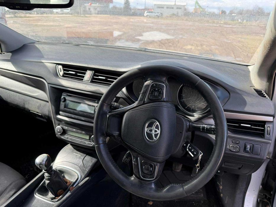 На части Тойота Авенсис Toyota Avensis 1.6 d4d 2016