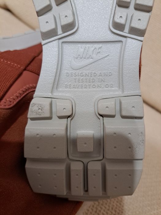 Нови ! Дамски боти Nike