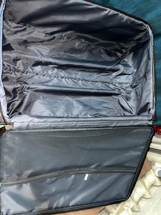 Чемодан бағасы 10.000 таза жаңа