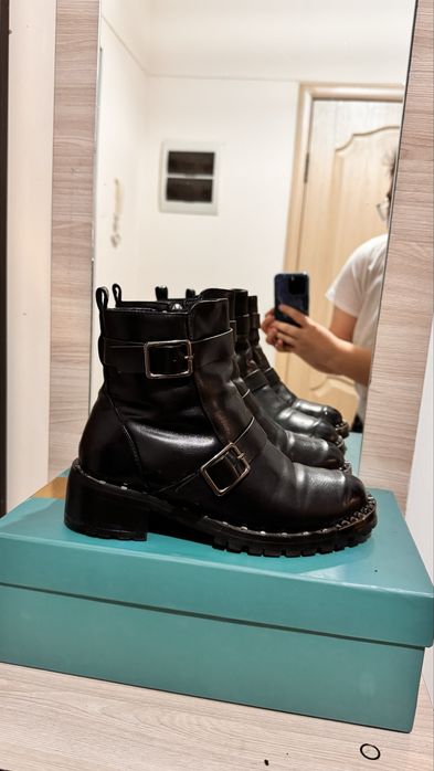 Б/у обувь эко-кожа