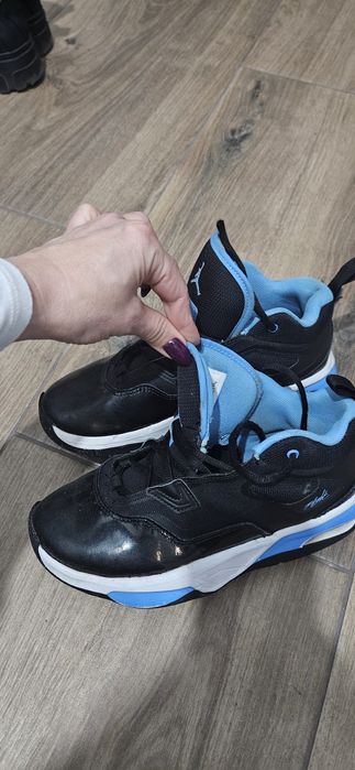 Air Jordan Stay Loyal 3