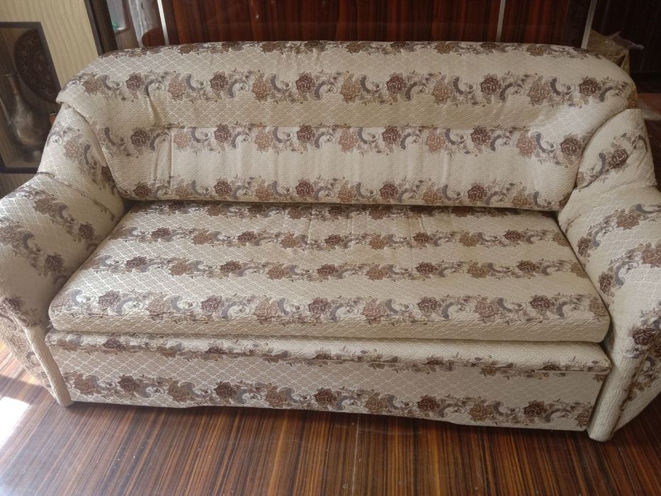 Продается диван-кроватт