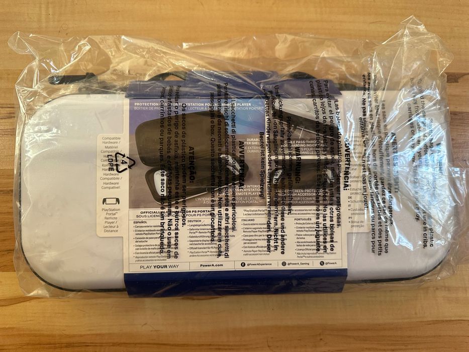 Чехол PlayStation Portal (оригинал)