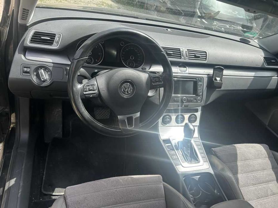 Dezmembrari / Dezmembrez / Piese VW Volkswagen Passat B7 (2010–2015)