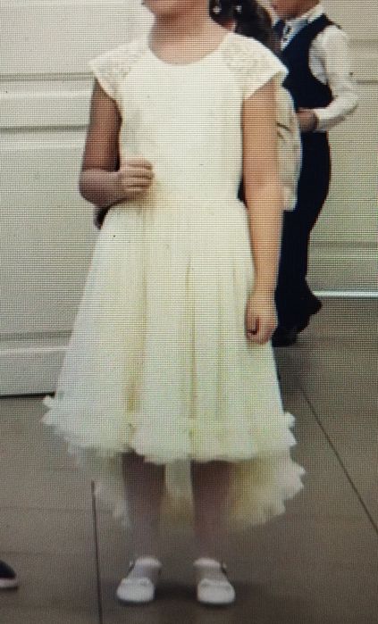 Продам платье для девочки