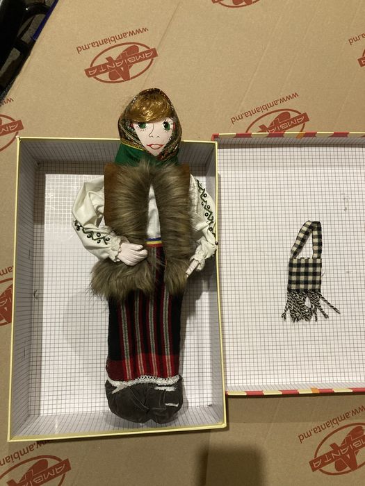 Papusa Lucrata Manual Italia