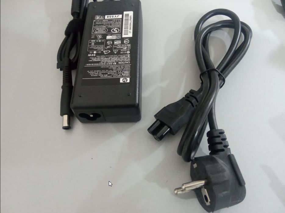 зарядка, блок питания ноутбука HP