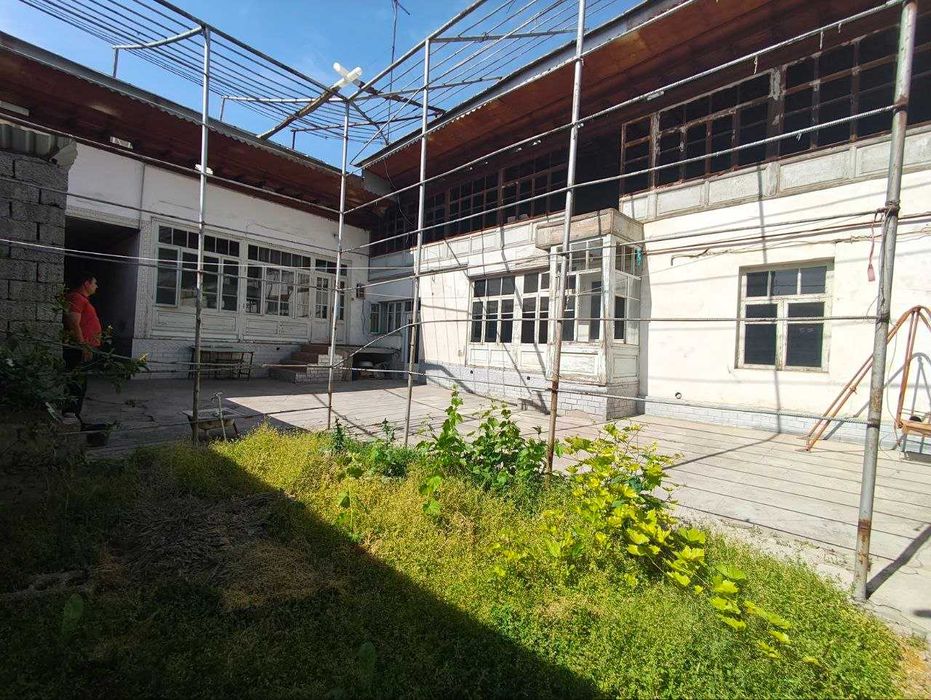 уй сотилади Зангиота Эркин пост, Корзинка якинида 5 хона