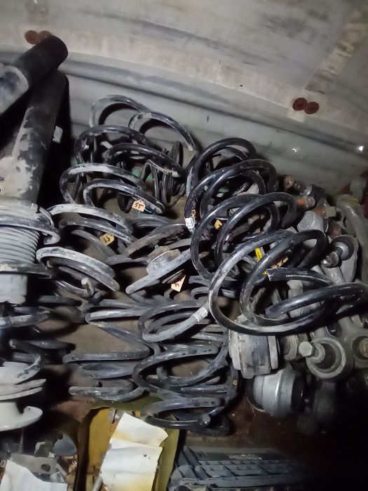 БМВ Преден и заден амортисьор пружина BMW предни задни пружини **