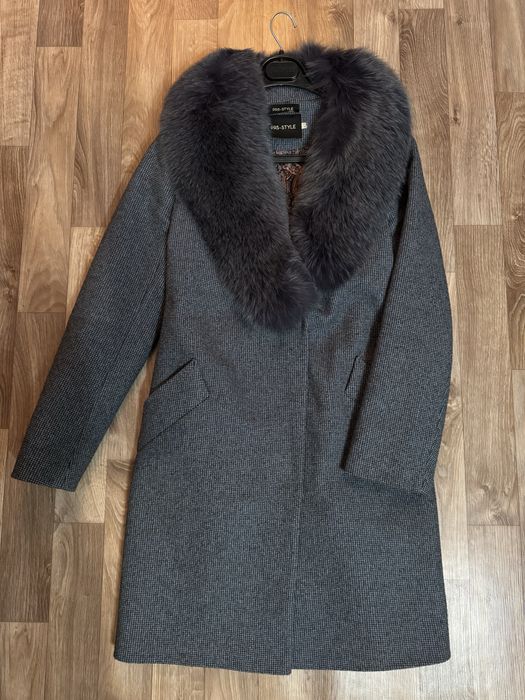Пальто (зима) 42р