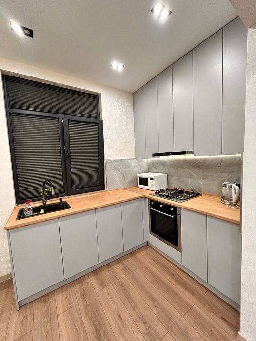 Квартира на Ц6-на Небе 1*2/2/4 общ пл 45м Евро с обстановкой