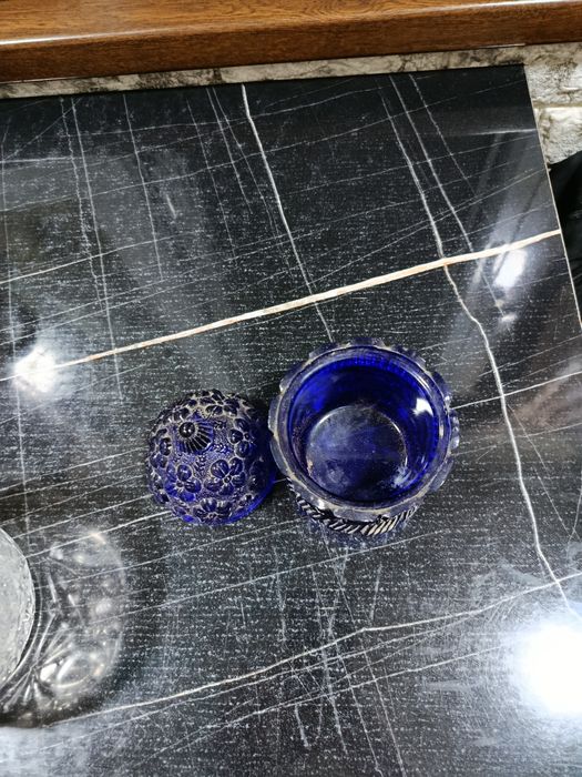 Продается сахарница