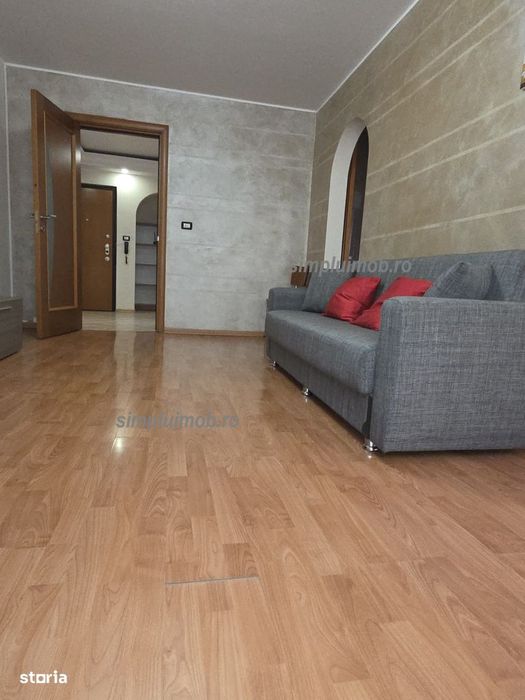 3 camere Piata Sudului etaj 3/8  66 mp metrou