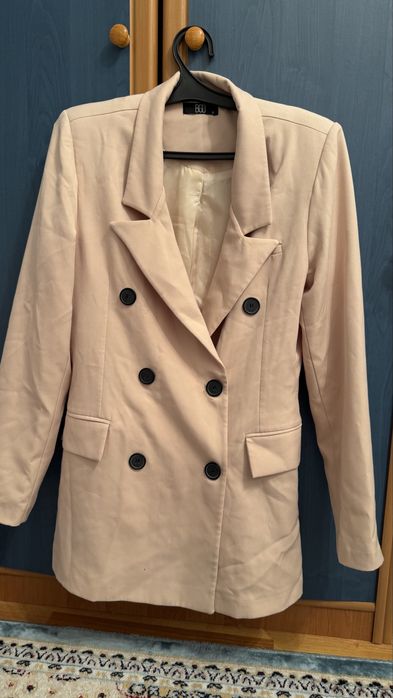 Листайте все одежда  по 3000 тенге