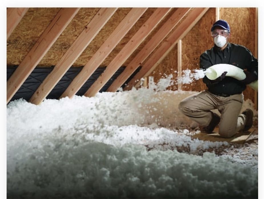 Зимняя АКЦИЯ на Утепление крыши Эковатой 1850 тг (15 см толщ)