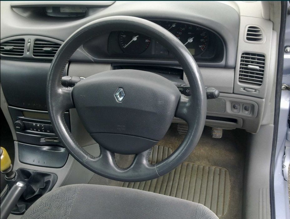 Ușa portiera stânga dreapta fata spate renault laguna 2 berlina TEB65