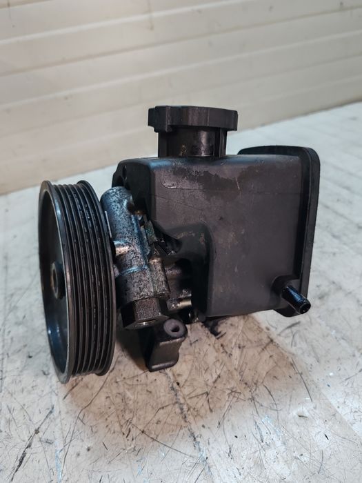 Pompa servo direcție mercede w204 350lei