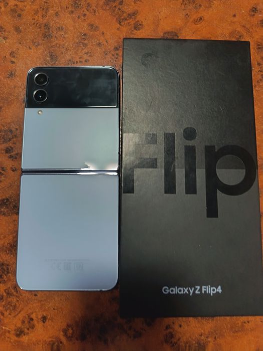 Самсунг Galaxy z flip 4