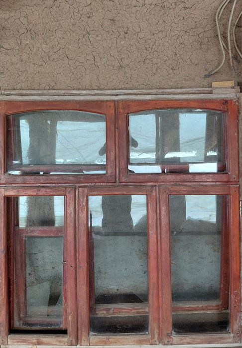 Yogoch eshik va romlar