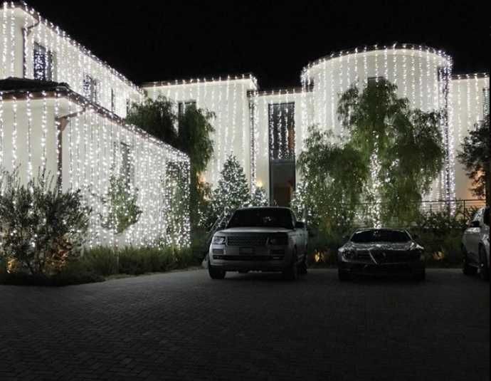 Лед Светещ Маркуч 10метров в Шарен и в Червен Цвят 36лв НОВО