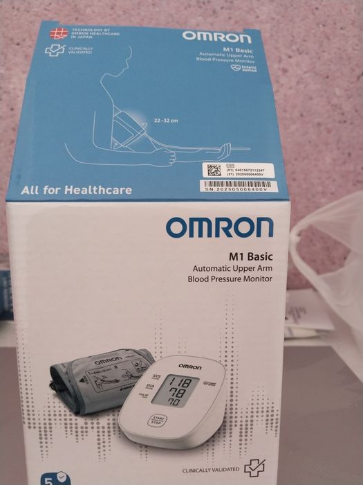 Omron тонометр новый