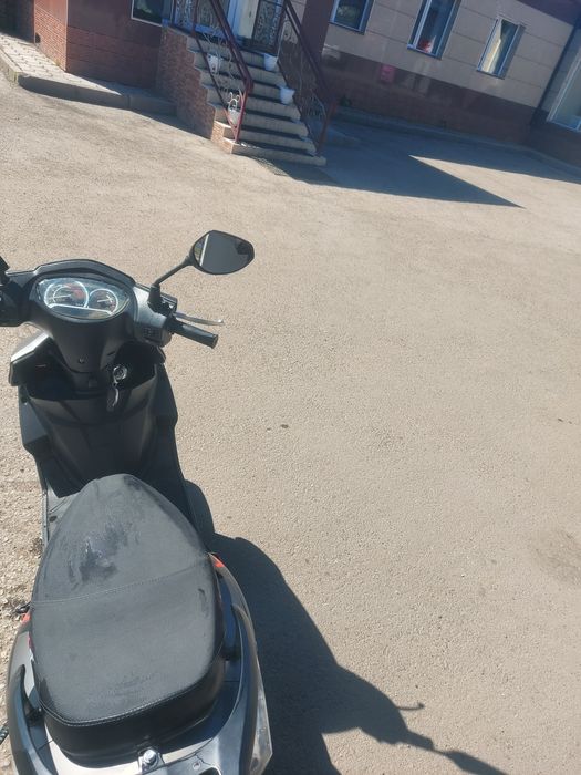 Продам скутер M12