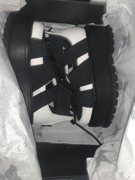 Ghete Exlusives,mărimea 35,5