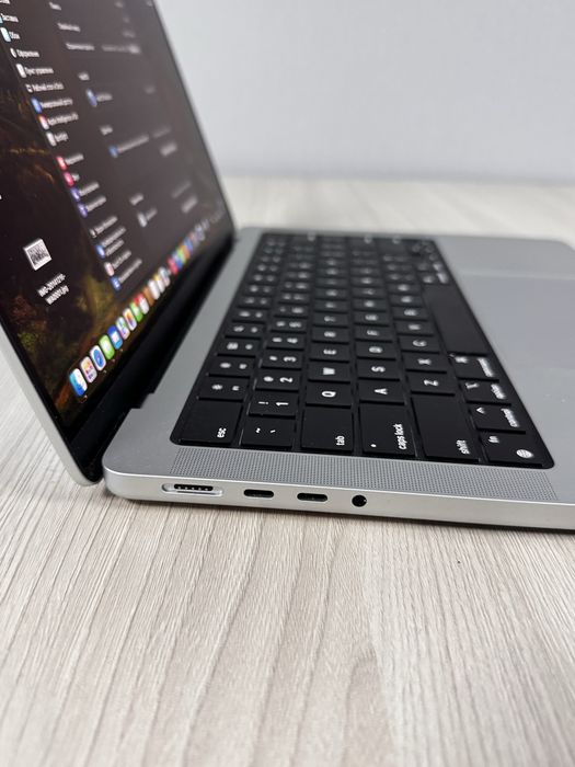 Macbook 14 М4 24gb 1 tb