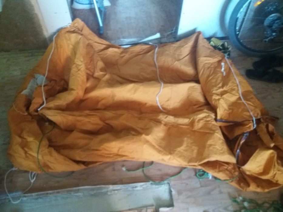 Продам палатку двухместную