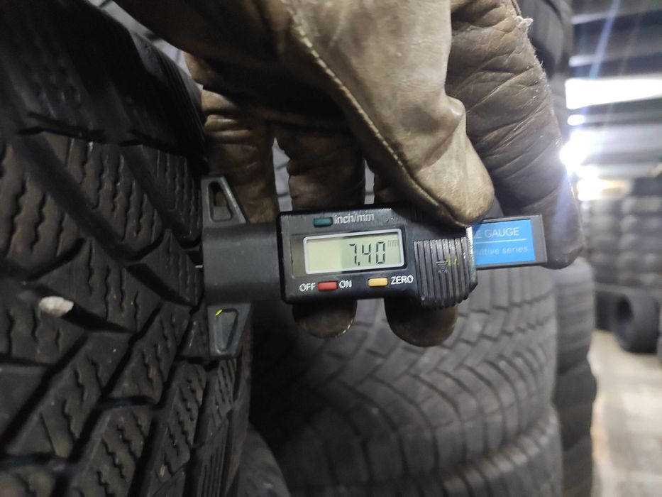 2бр Зимни гуми 205 60 16 - Semperit - DOT 23,24