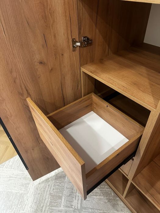 Шкаф 2м Высота 2.85м