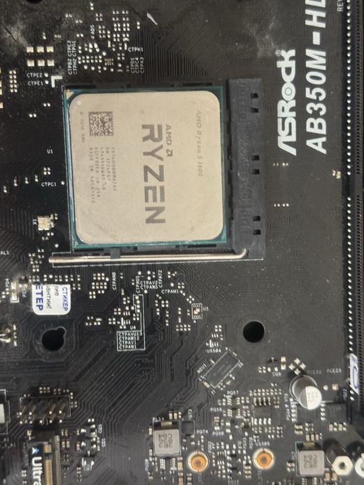 Продам процесоор ryzen 5 1600