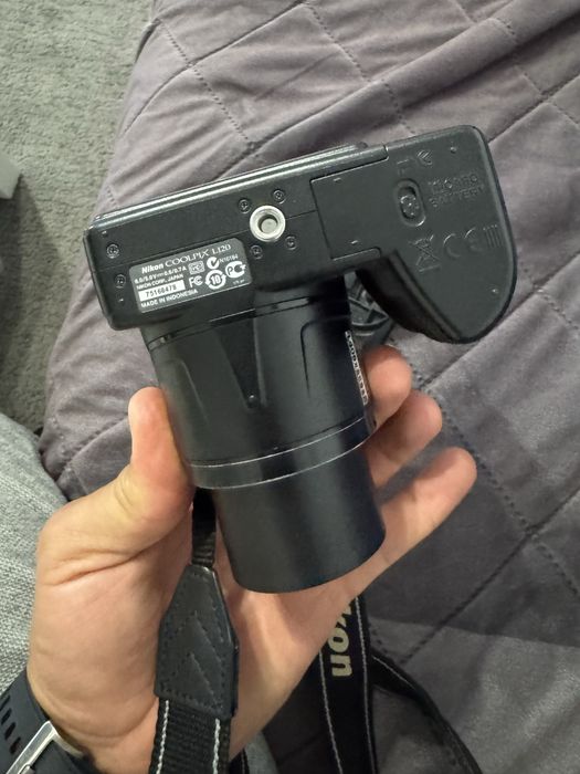 Nikon coolpix L120 21X