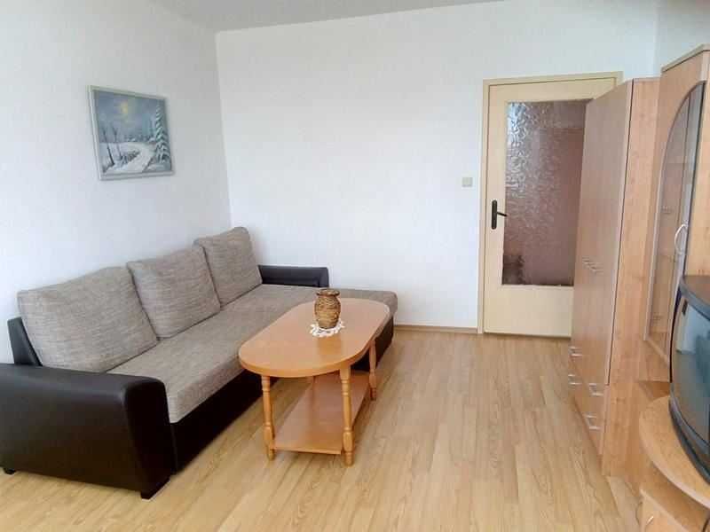 Продава се Тристаен апартамент в София, Малинова долина - 95 кв.м за 2022 €/кв.м - Снимка #2