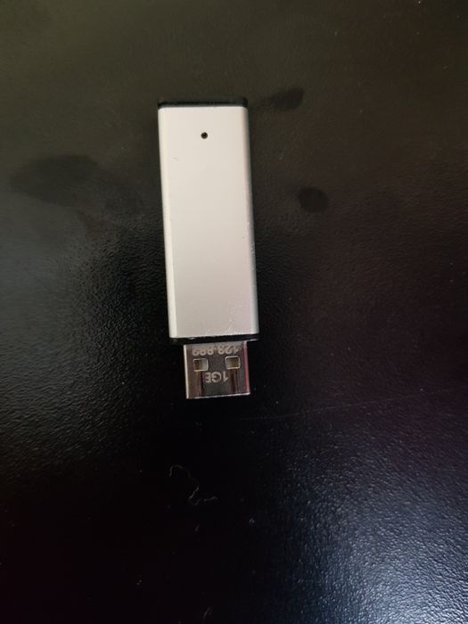 Бяла Флашка 952 mb