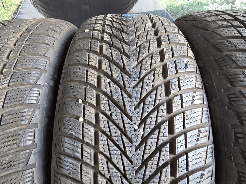 225/50/17 GOODYEAR 4бр